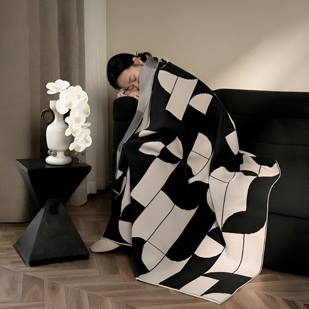 BowLift | Artevana Monochrome Geometric Throw Blanket