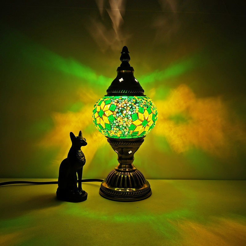 BowLift | Traditional Tiffany Oval Glass Iron 1-Light Table Lamp for the Living Room