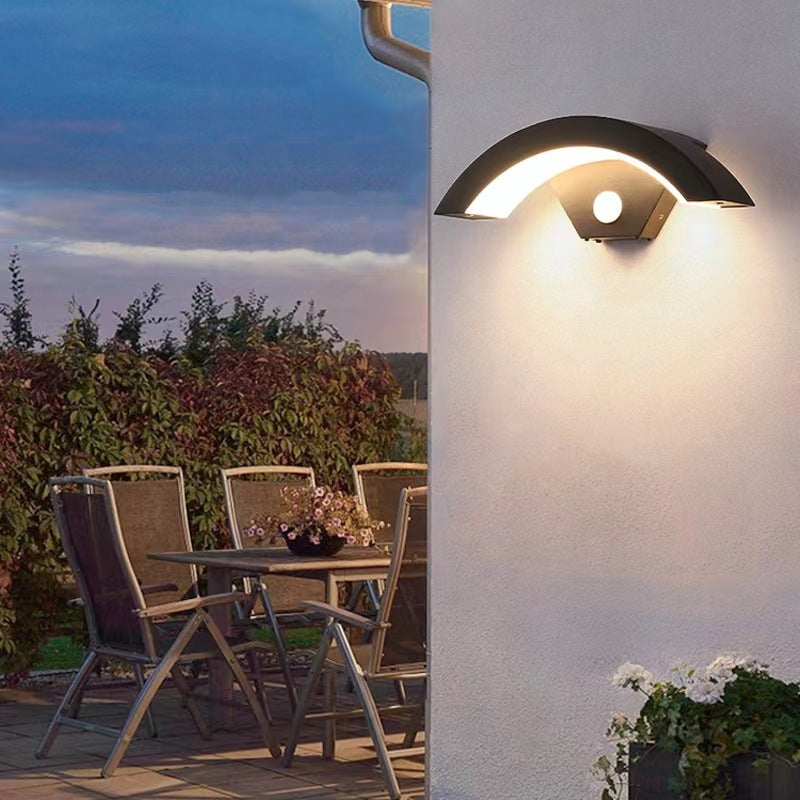 Modern Minimalist Curved Aluminum Acrylic LED Wall Sconce Lamp For Garden | Bowlift
