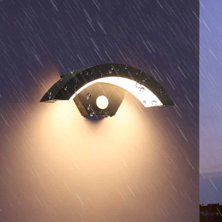 Modern Minimalist Curved Aluminum Acrylic LED Wall Sconce Lamp For Garden | Bowlift