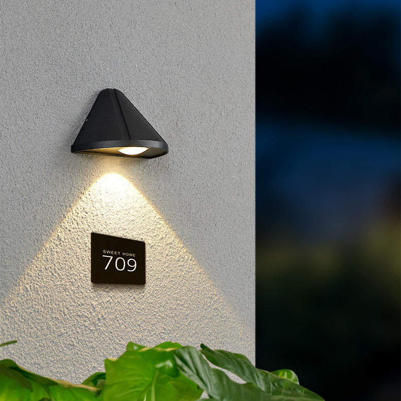 Modern Minimalist Waterproof Triangle Semicircle Die-Cast Aluminum PC LED Wall Sconce Lamp For Outdoor Patio | Bowlift