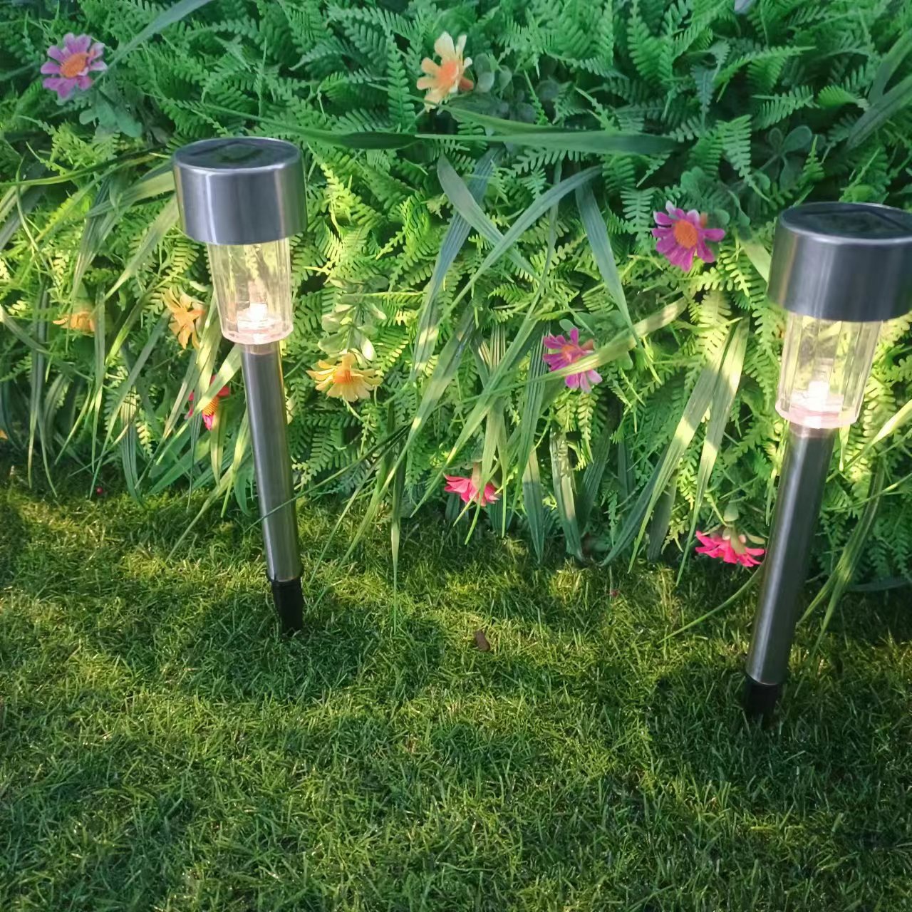 BowLift | Modern simplicity solar waterproof stainless steel cylinder LED landscape lighting outdoor light for the garden