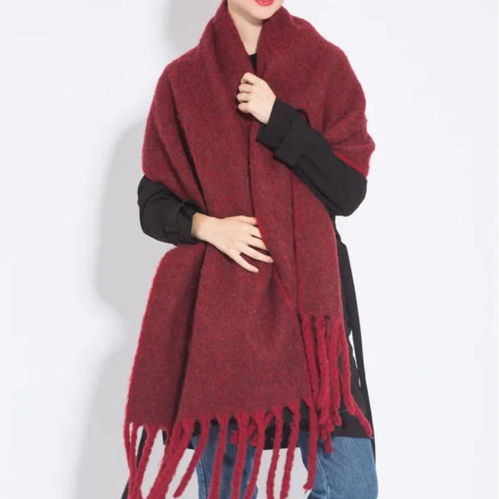 FrostSoft Scarf – Luxury Warmth for the Winter Months Bowlift