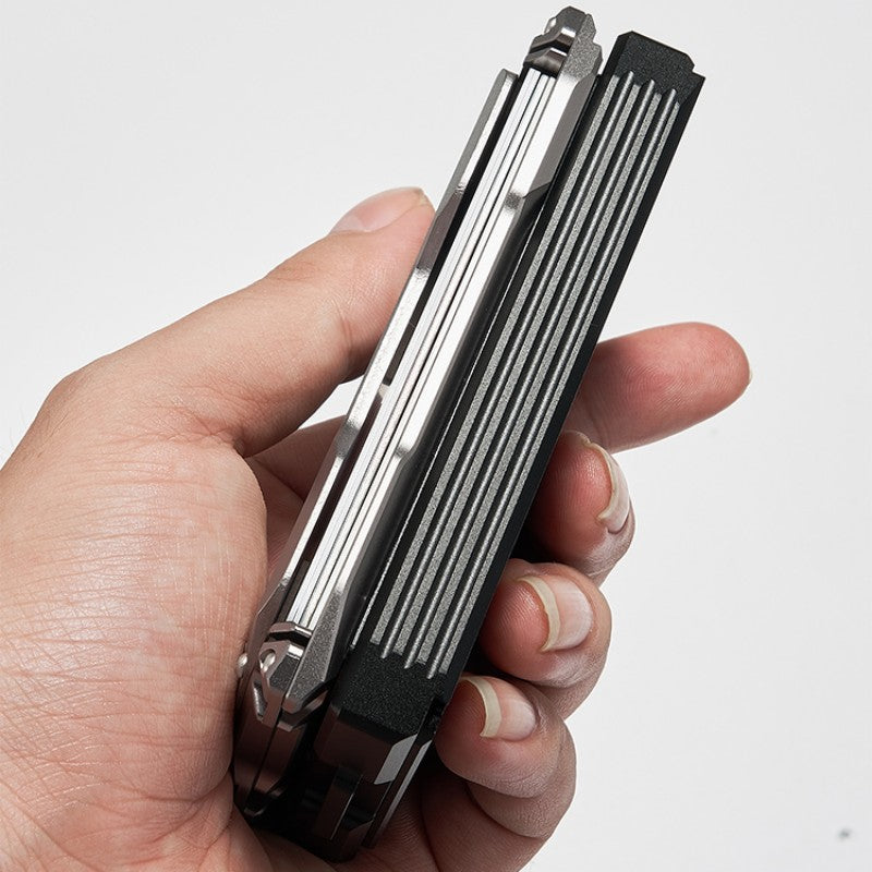 BowLift | Ultra-Thin Metal Wallet For Work IDs And Cards