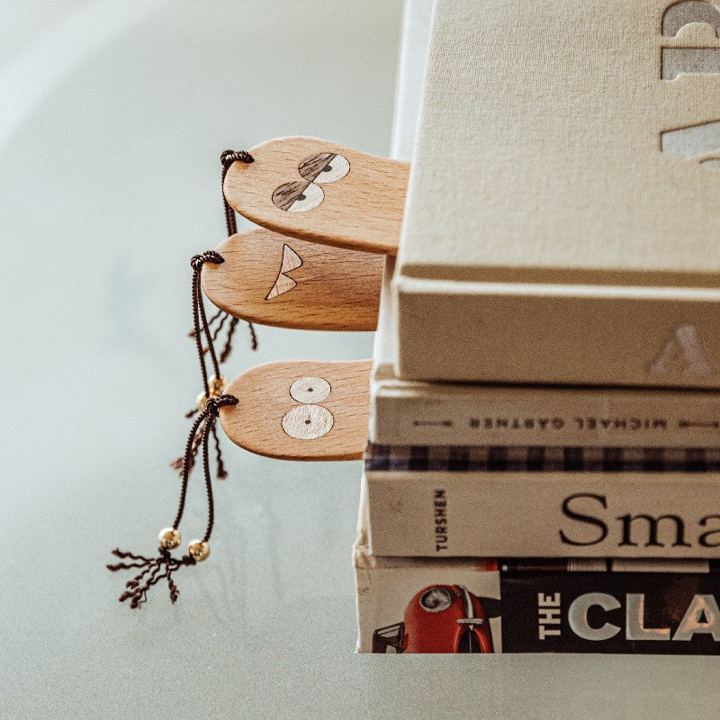 BowLift | Wooden Tassel Creative Bookmark
