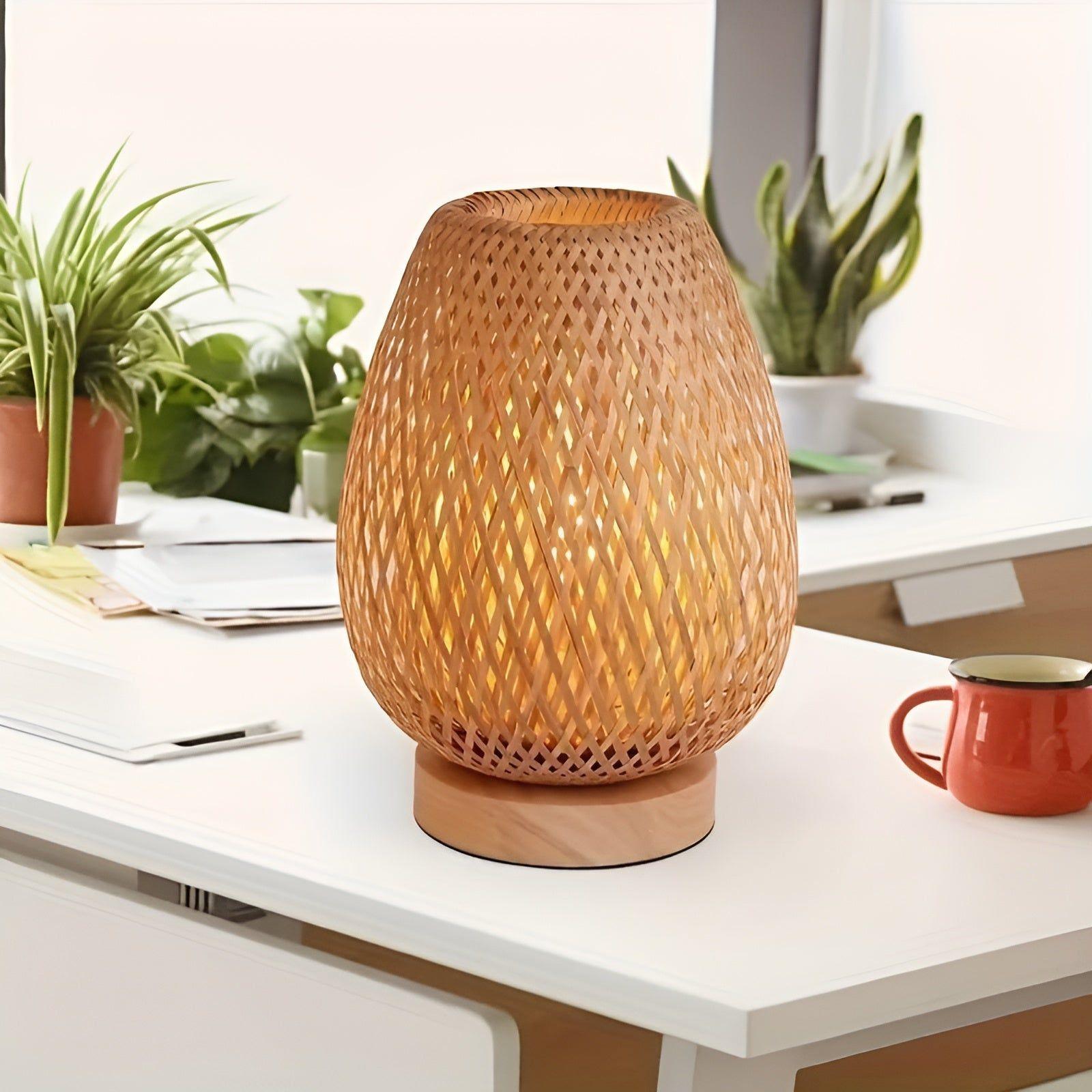 BowLift | Aura Lamp - Bamboo USB-powered Table Lamp for the Bedroom