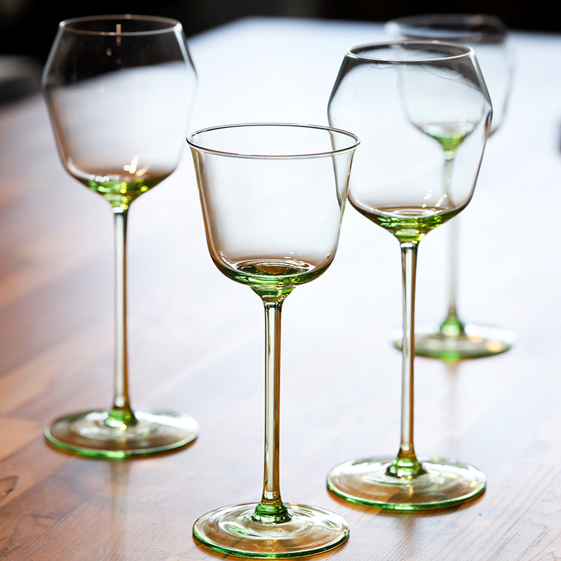 BowLift | Bareqeth Diamond Wine Glass