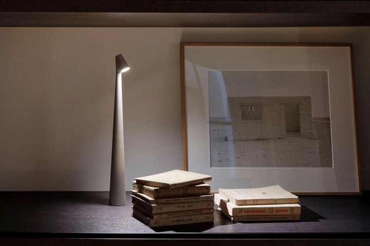BowLift | Wireless LED Table Lamp with Dimming – Modern Nordic Style Design