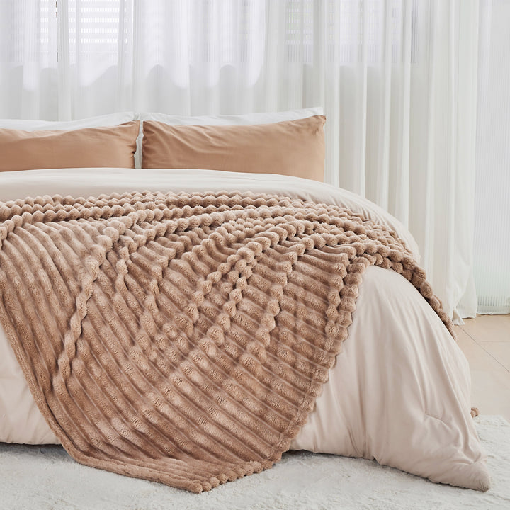 BowLift | TwinFleece | The Original Fleece Blanket Buy One, Get One Free