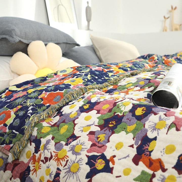 Bloom Pastoral Flower Throw Blanket Bowlift