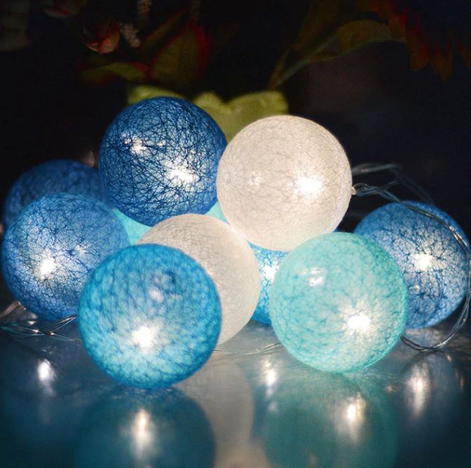 Cheerful Cotton Light Ball Garland - LumiBall | Bowlift