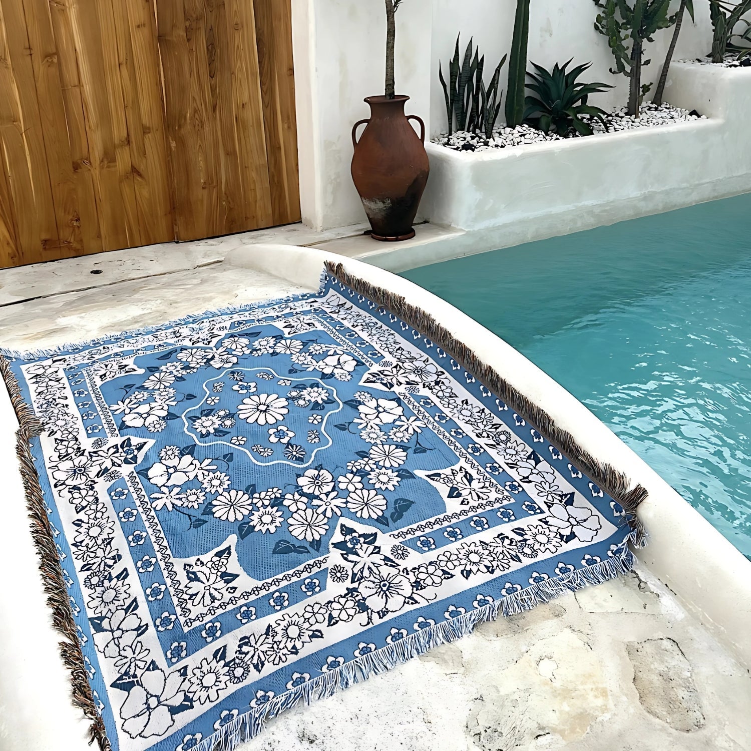 BowLift | Blue Daisy Bloom Boho Travel Outdoor Blanket