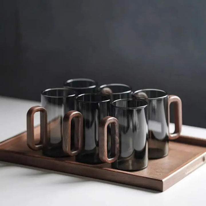 BowLift | Borosilicate glass with wooden handle