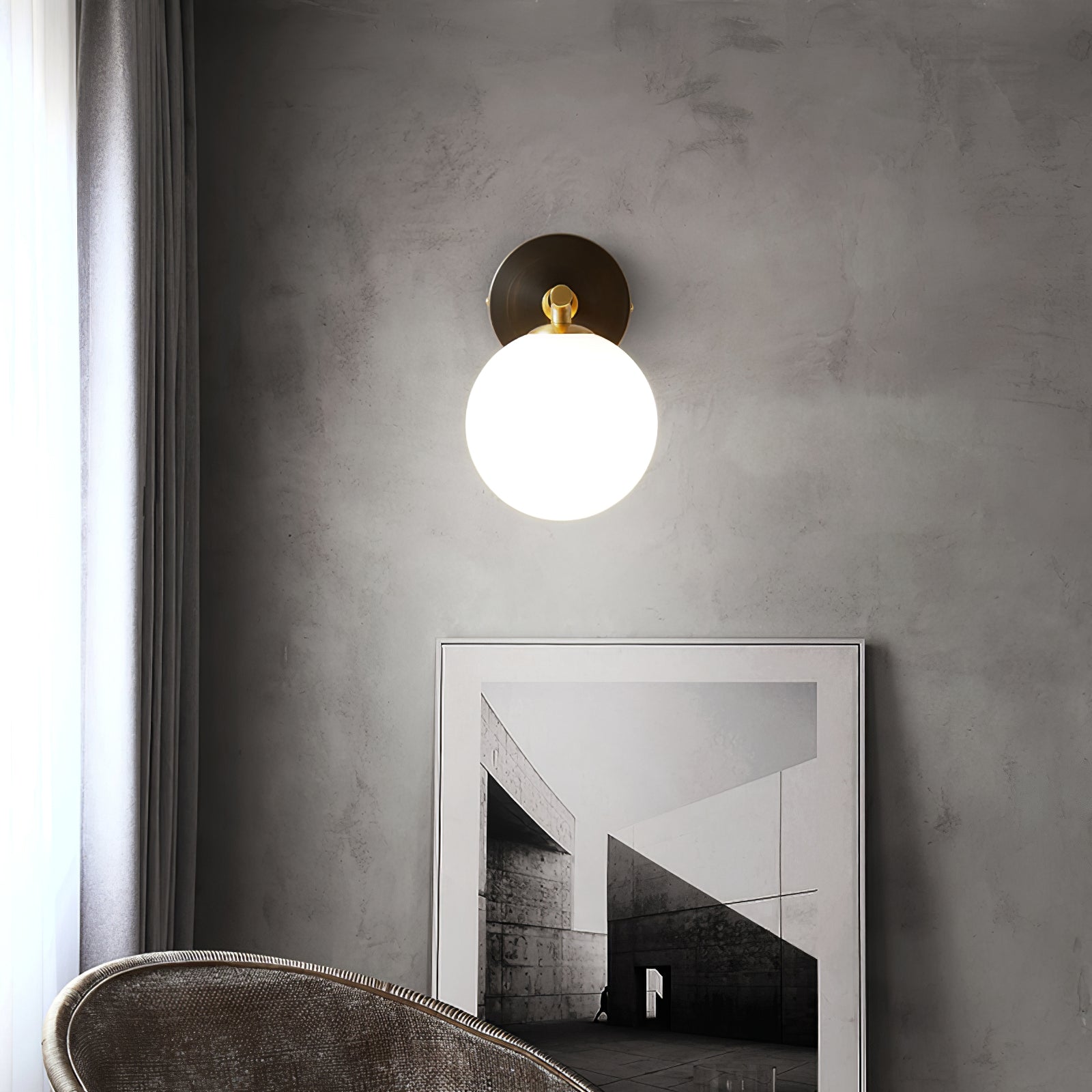 BowLift | GlobalGlow – Gold Wall Lamp with Global Inspiration