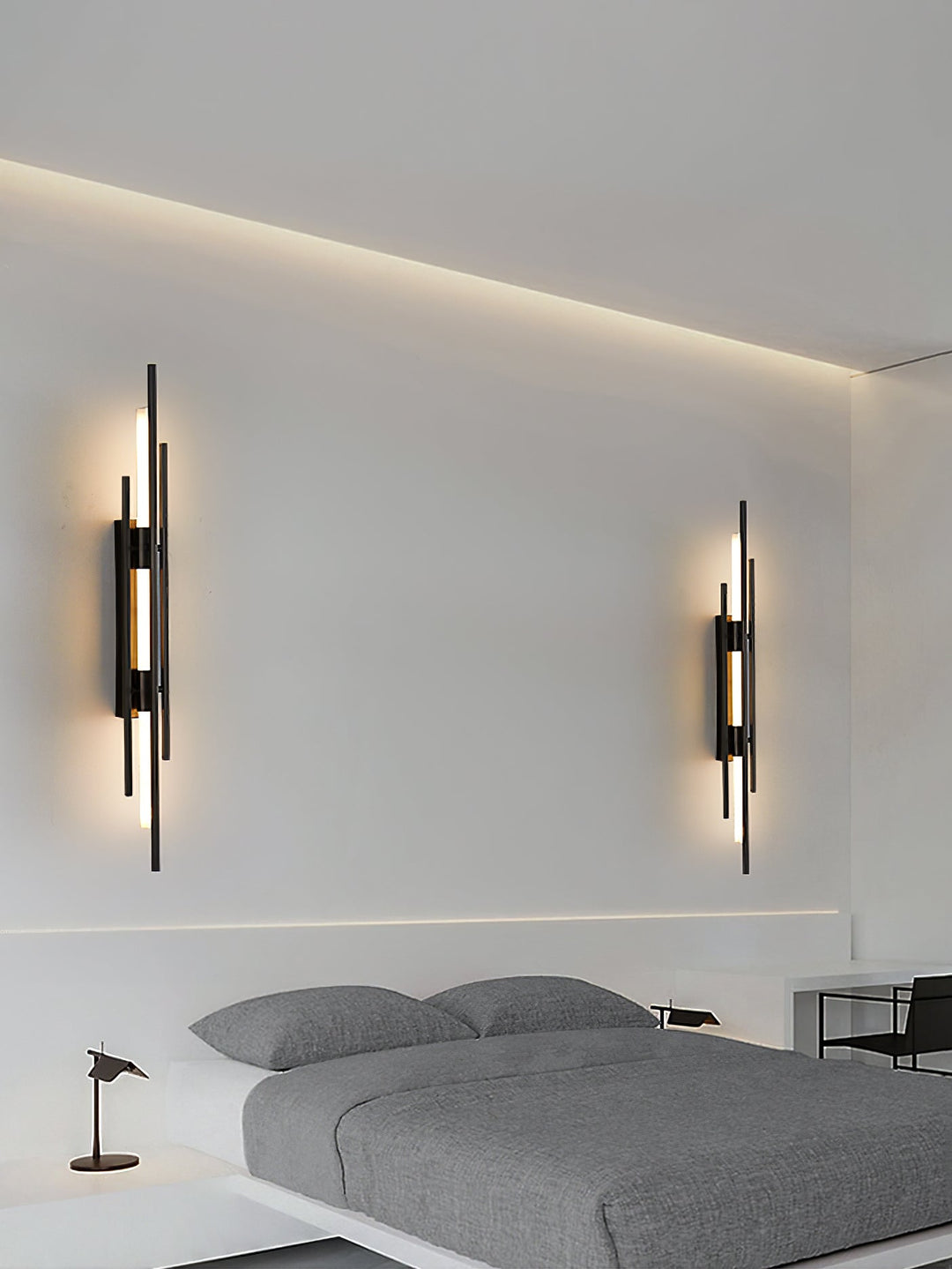 BowLift | LuxeAura – Opulent Gold Wall Light for Elegant Spaces