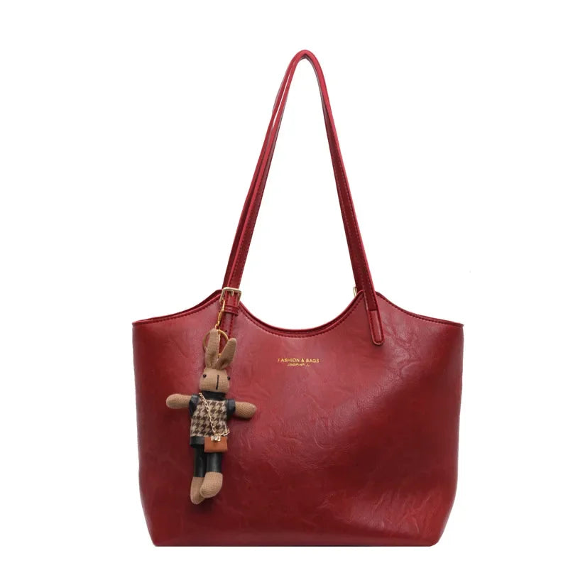 BowLift | Mirella | Classic Women’s Shopper Bag with Charm – Elegant, Spacious & Timeless