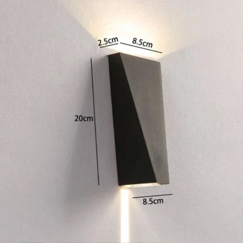 BowLift | RayLume Modern Weatherproof Outdoor LED Wall Light