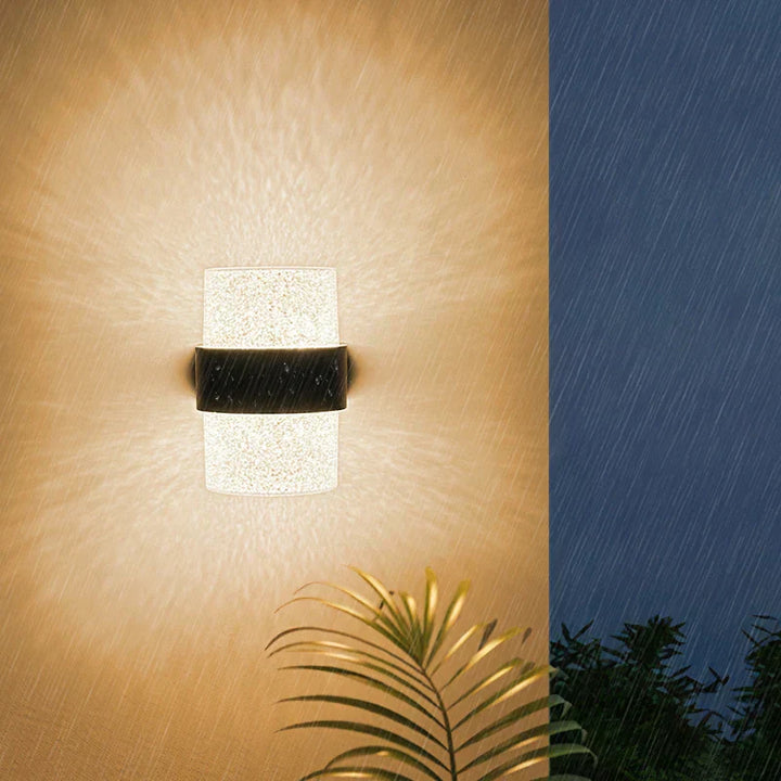 BowLift | Wall Lamp with Waterproof Finish
