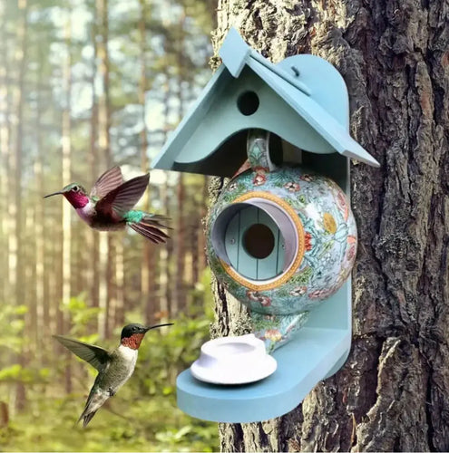 BowLift | Teapot Birdhouse | Hand-Painted Resin | Weather-Resistant Outdoor Garden Decoration