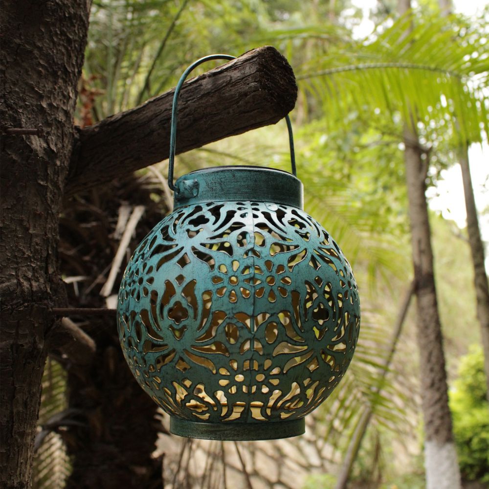BowLift | SolarLotte – Cozy garden lantern with solar energy