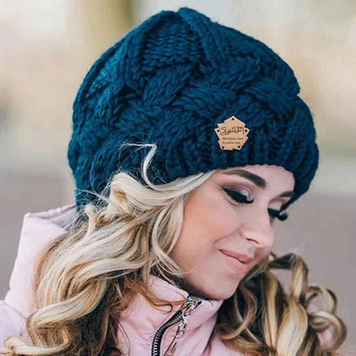 BowLift | Soft Knitted Winter Beanie for Women and Men
