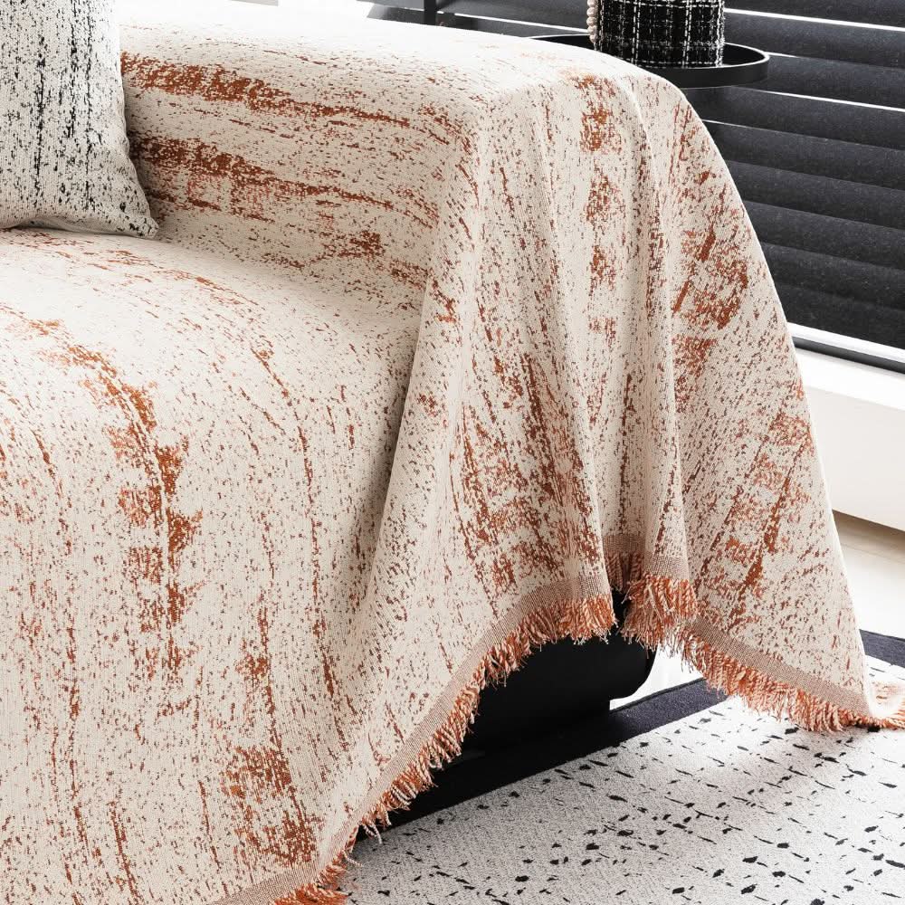 BowLift | Elegant chenille sofa cover with easy care