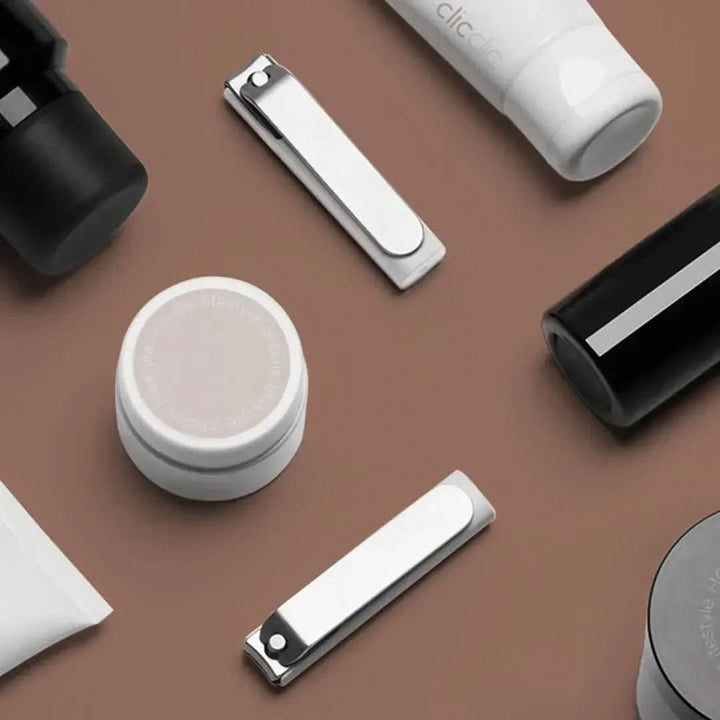 BowLift | Nail Clipper with Splash Guard and Integrated File