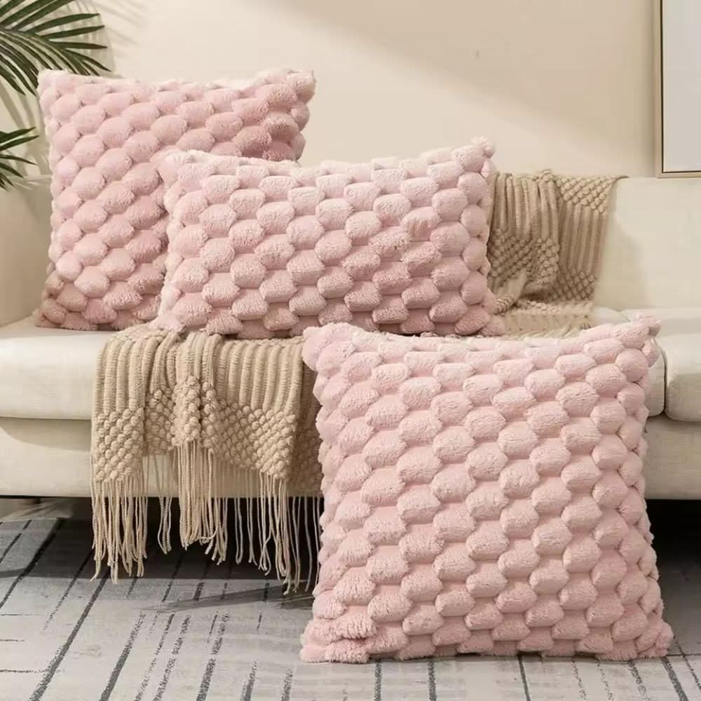 BowLift | Cushion cover made of cotton blend with fluffy 3D feel