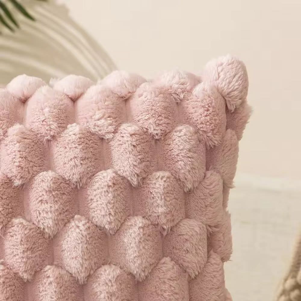 BowLift | Cushion cover made of cotton blend with fluffy 3D feel