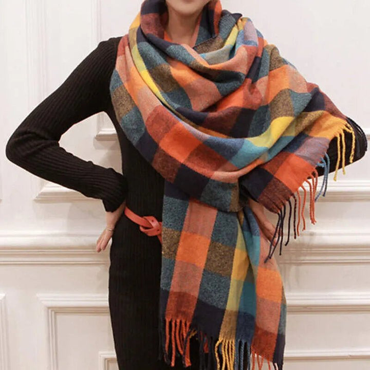 BowLift | Soft scarf with diamond pattern for timeless style & warm elegance