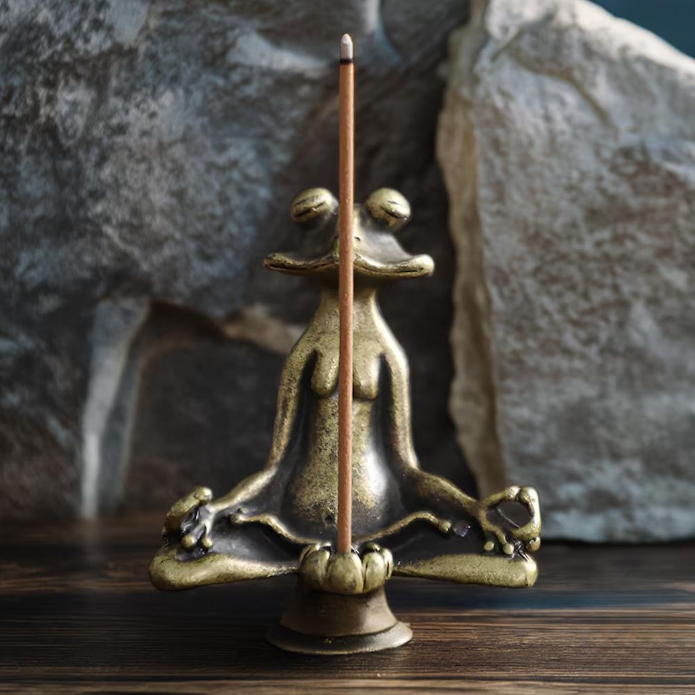 BowLift | Calm Lotus Frog Miniature Figurine