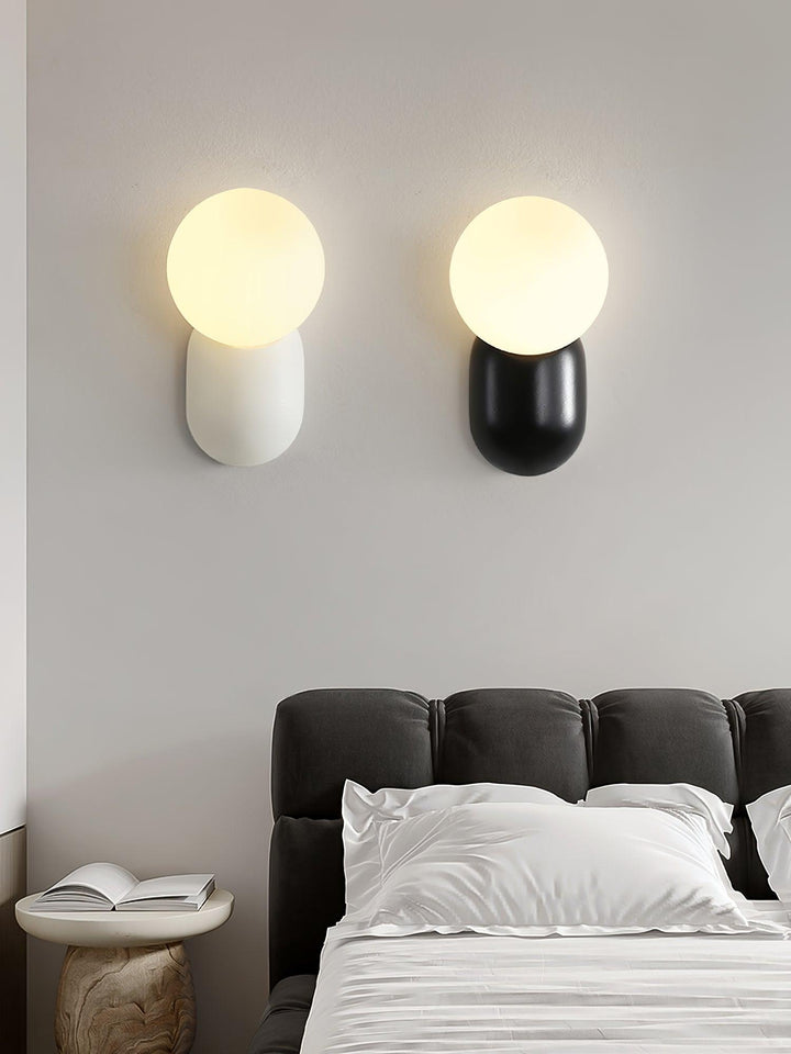 BowLift | ChicGlow Resin Wall Lamp – Elegance and Energy Efficiency in One