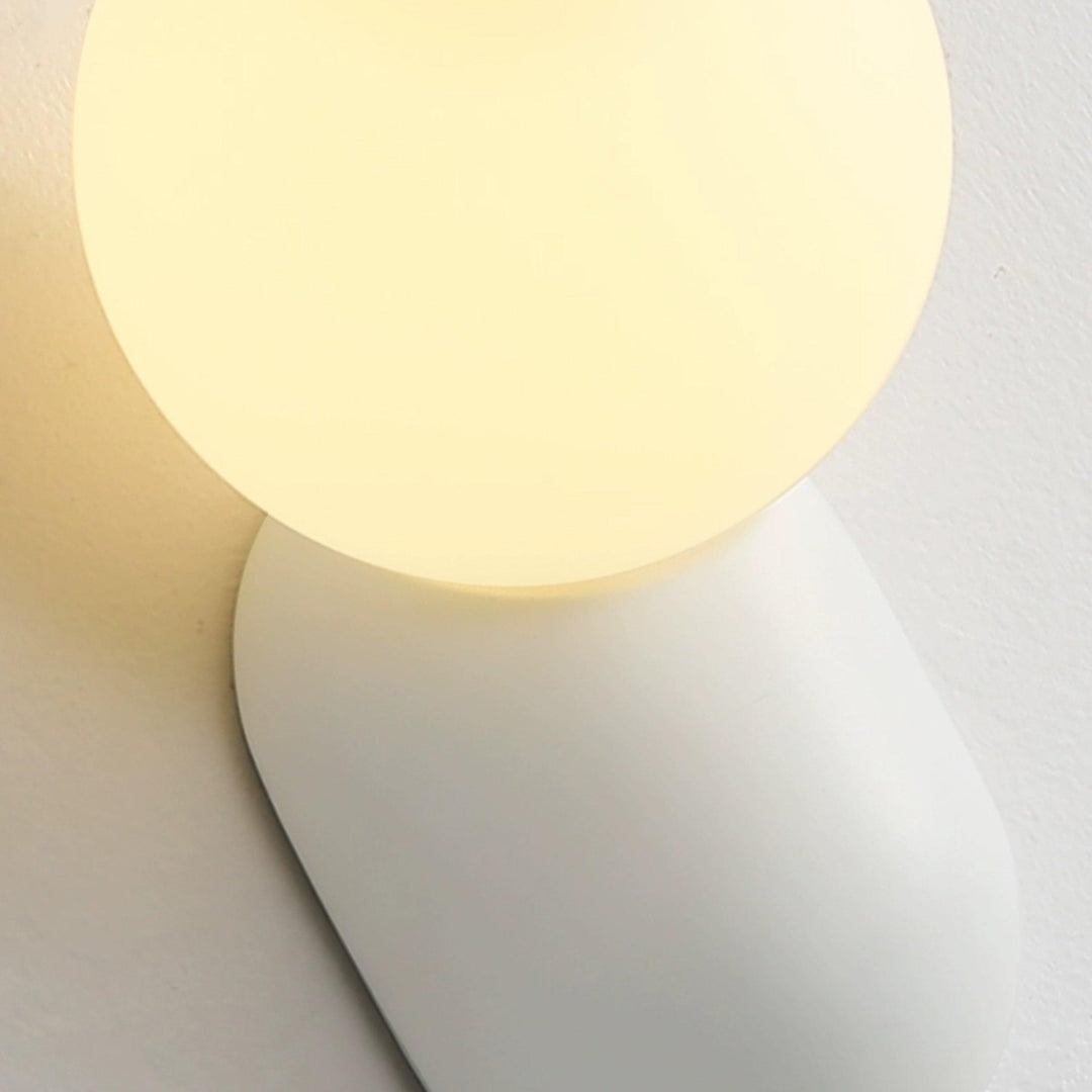 BowLift | ChicGlow Resin Wall Lamp – Elegance and Energy Efficiency in One
