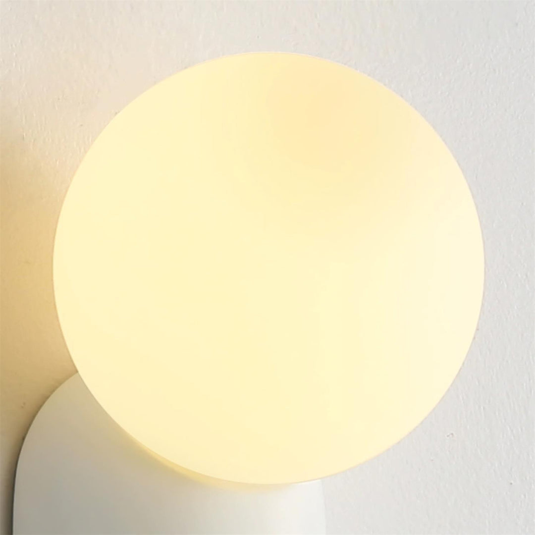 BowLift | ChicGlow Resin Wall Lamp – Elegance and Energy Efficiency in One