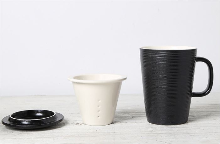 BowLift | Ceramic Tea Infuser Mug With Lid