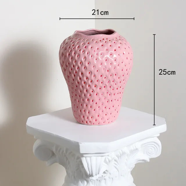 Ceramic vase in strawberry design, decorative flower vase for living room and kitchen | Bowlift