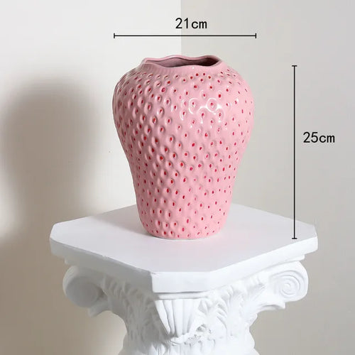 Ceramic vase in strawberry design, decorative flower vase for living room and kitchen | Bowlift