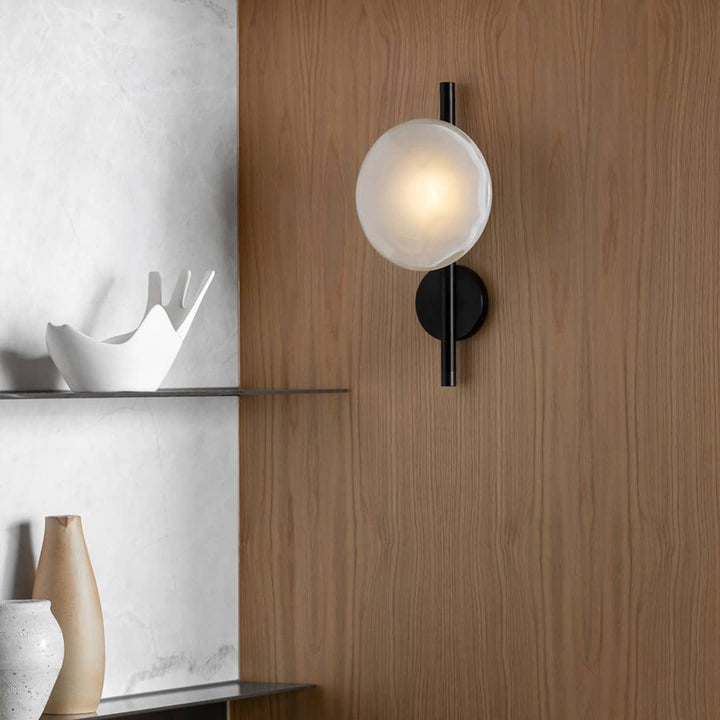 BowLift | Round Glass Wall Lamp in Scandinavian Design