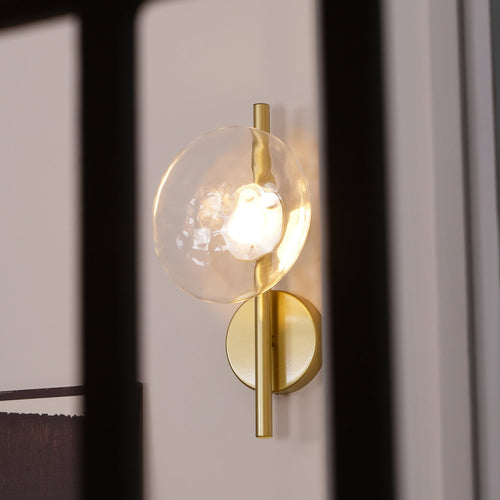 BowLift | Round Glass Wall Lamp in Scandinavian Design