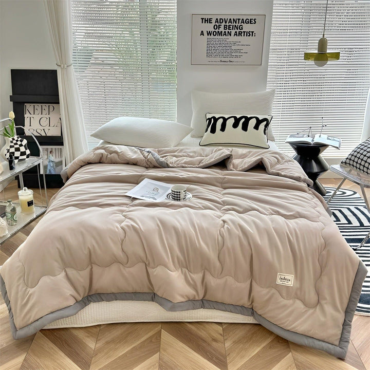 BowLift | Lightweight Breathable Cool Duvet Made of High-Quality Fibers for Comfortable Summer