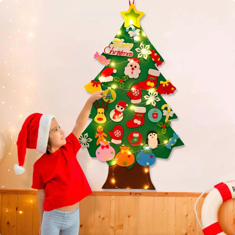 BowLift | Montessori felt Christmas tree with fairy lights