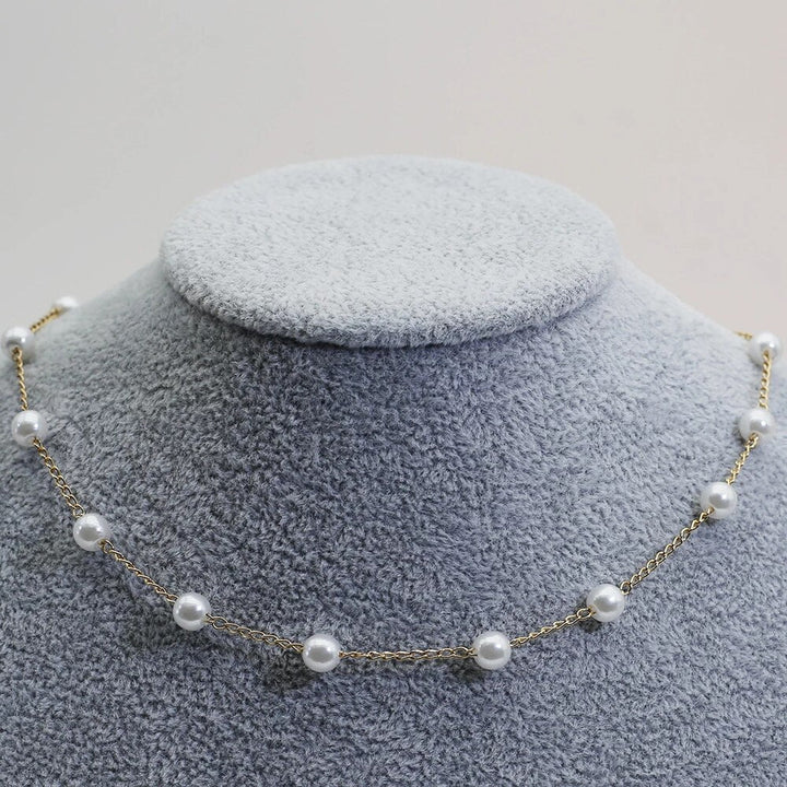 Luxury Golden Pearl Necklace - Marilena Elegance Bowlift