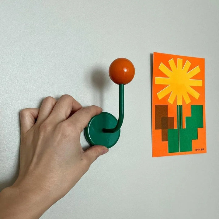 MagneSphere Wooden Magnetic Wall Hooks – Colorful Storage Solution Without Drilling | Bowlift