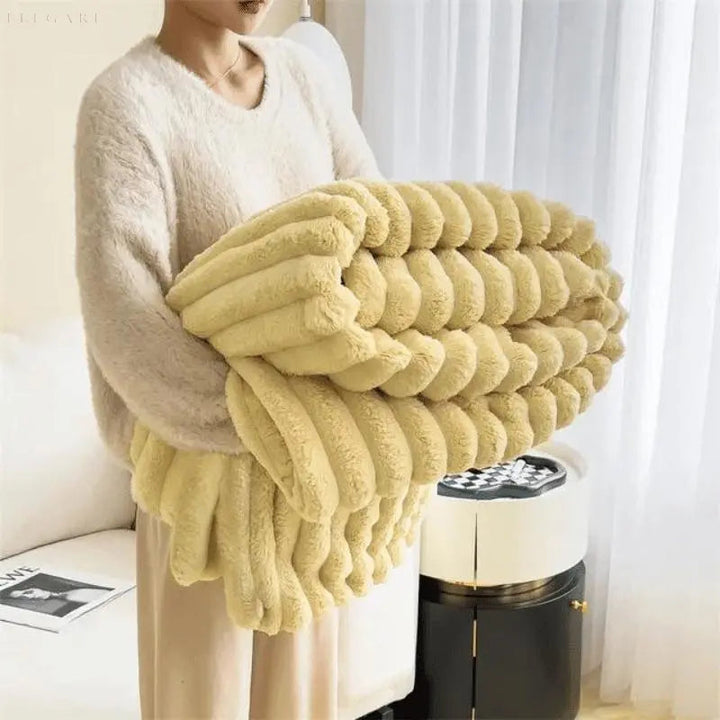 BowLift | CozyFleece Plush Blanket Soft Warm Throw