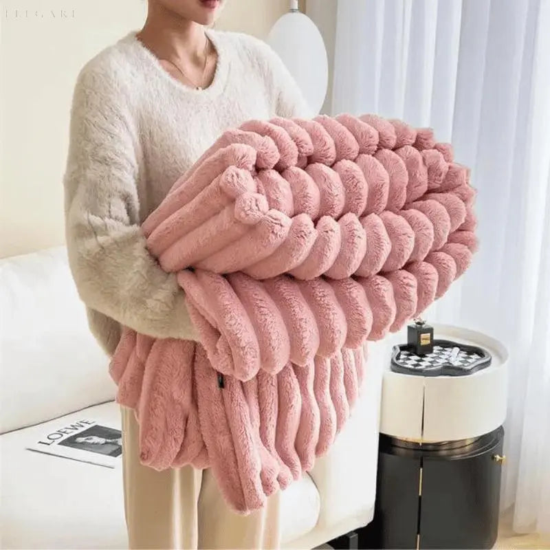 BowLift | CozyFleece Plush Blanket Soft Warm Throw