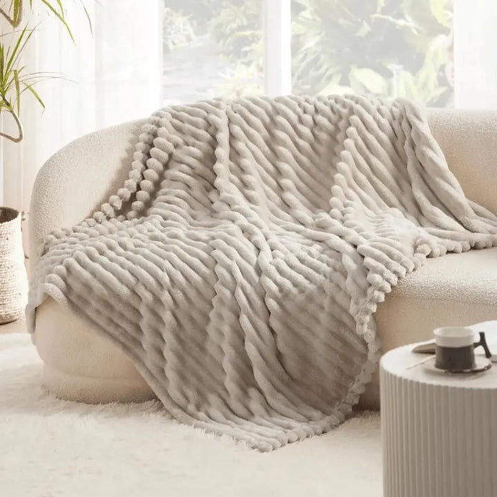 BowLift | CozyFleece Plush Blanket Soft Warm Throw
