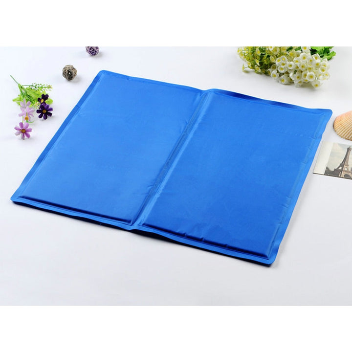 BowLift | FrescuraPet Cooling Mat for Dogs & Cats | Self-Cooling & Joint-Saving | Foldable & Portable | 5 Sizes | Blue