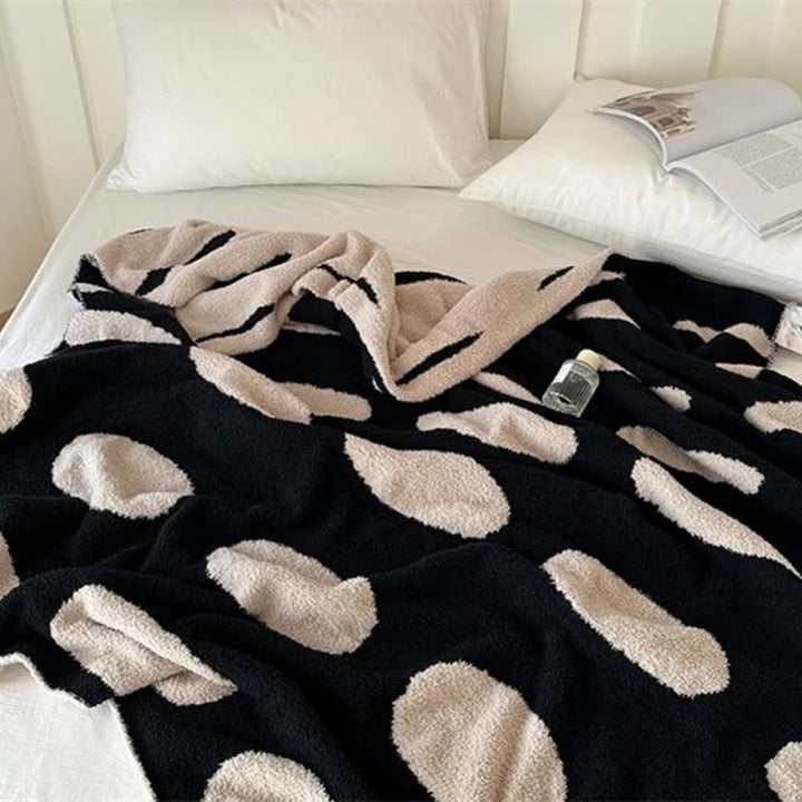 BowLift | Reversible Polka Dot Fleece Blanket for Sofa and Bed