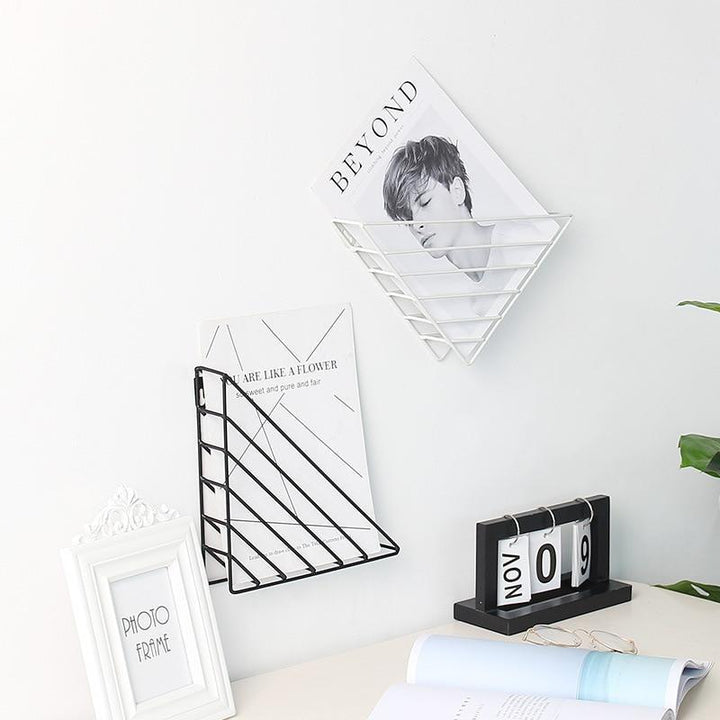 BowLift | Hanging Triangle Magazine Rack
