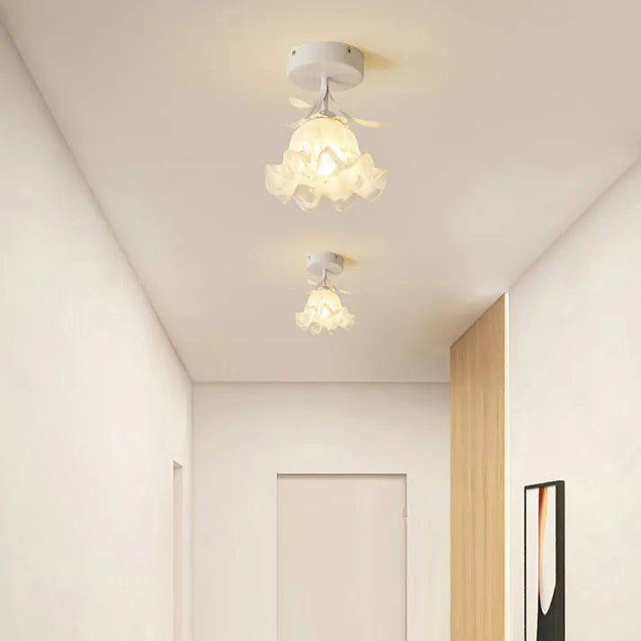 BowLift | Mini Pendant Lamp with Floral Motif Classical Elegance in Modern Form